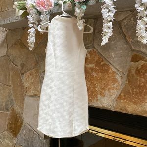 White sleeveless shirt dress in excellent worn only a few times